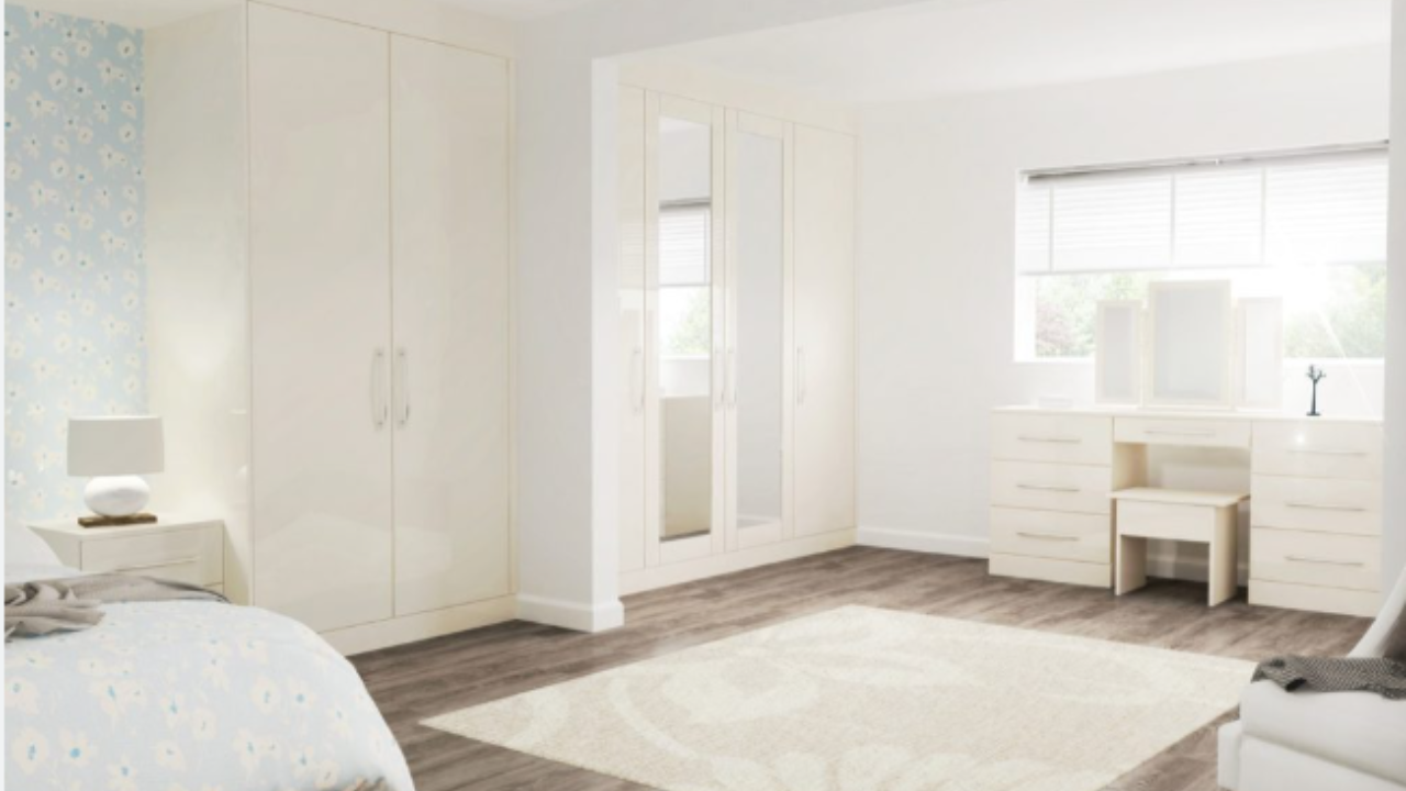Custom Fitted Wardrobes in Leeds: Merging Style with Practical Storage